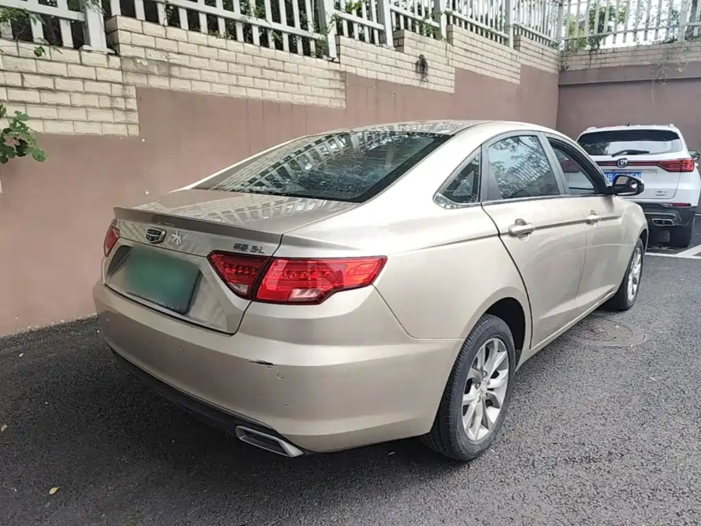 Geely Emgrand GL — миниатюра 7