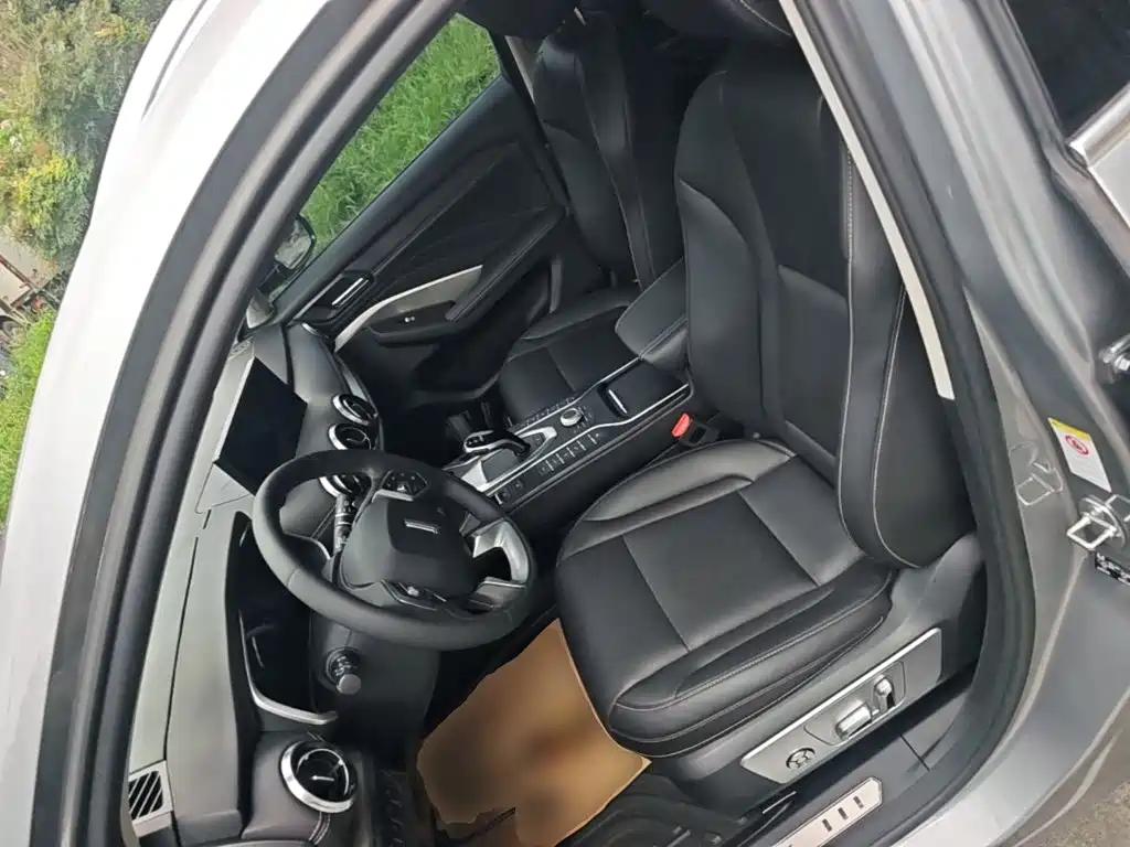Wey Wey VV6 — миниатюра 15