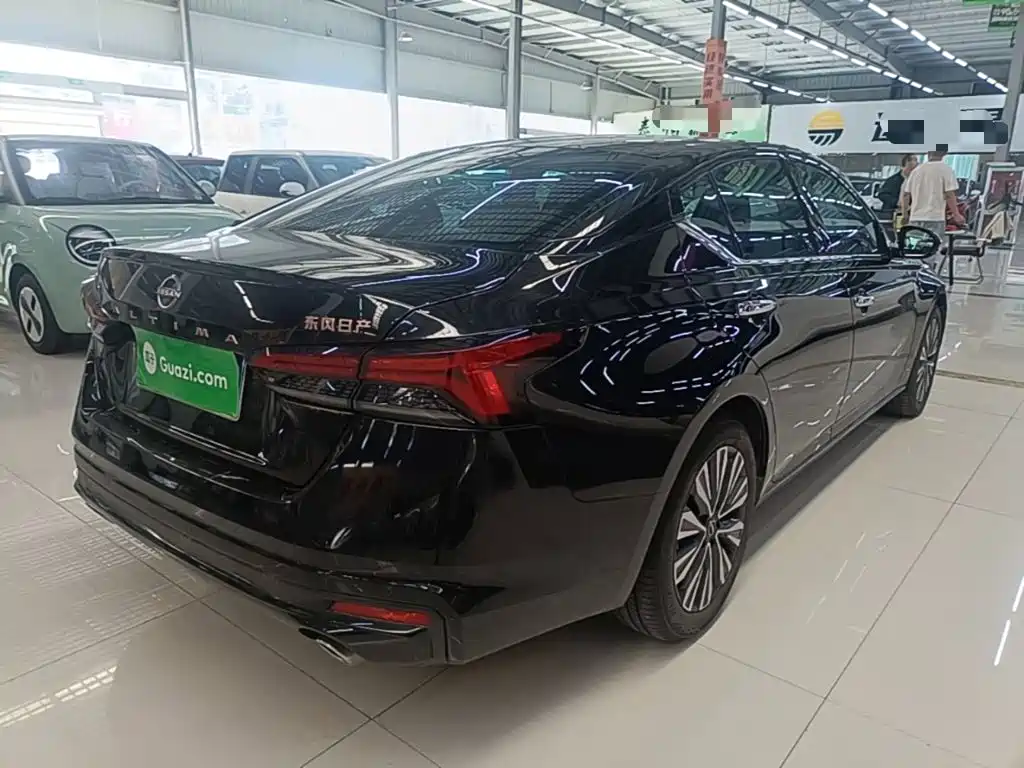 Nissan Teana — миниатюра 7