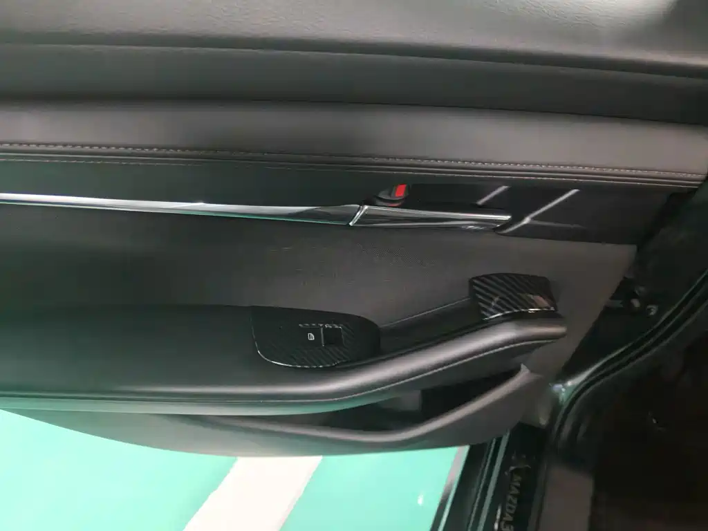 Mazda 3 Axela — миниатюра 7