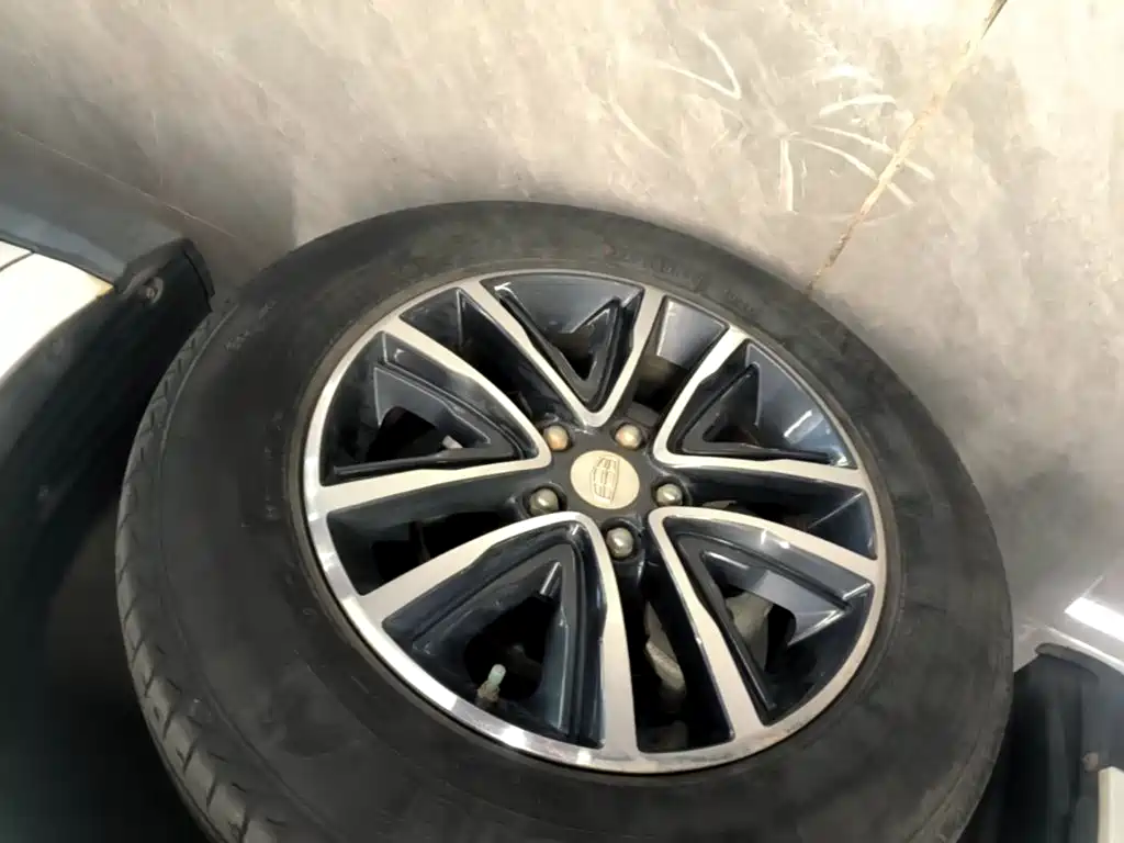 Geely Vision X6 — миниатюра 23