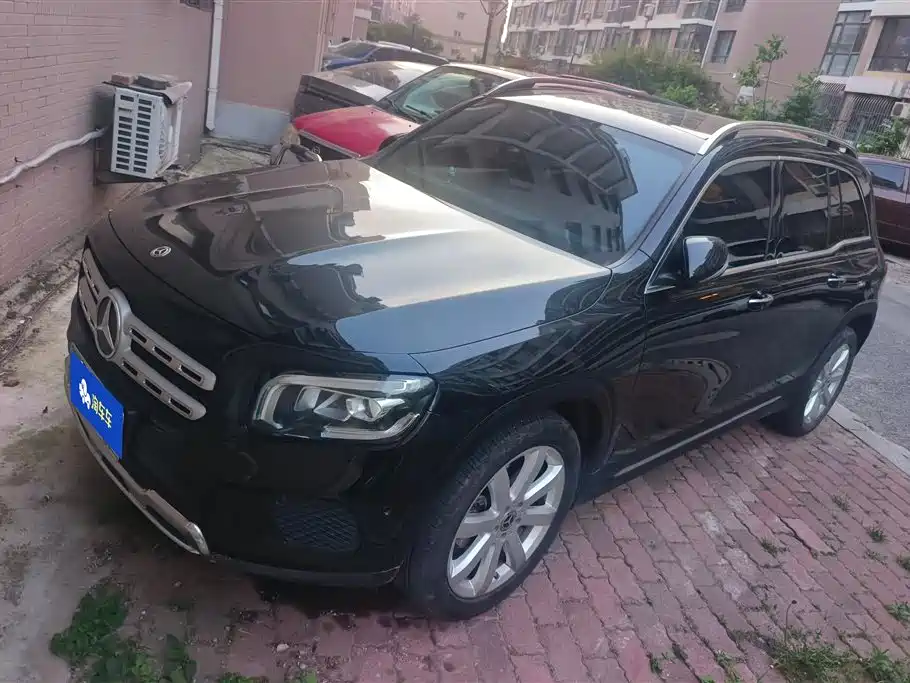Купить Mercedes-Benz GLB