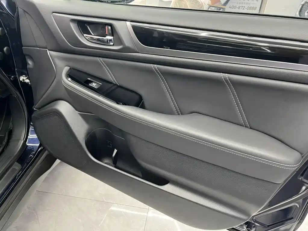 Subaru Outback — миниатюра 11