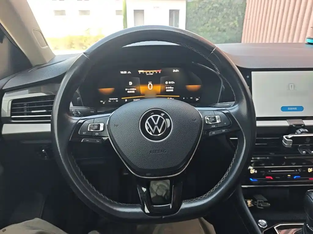 Volkswagen Lavida — миниатюра 11