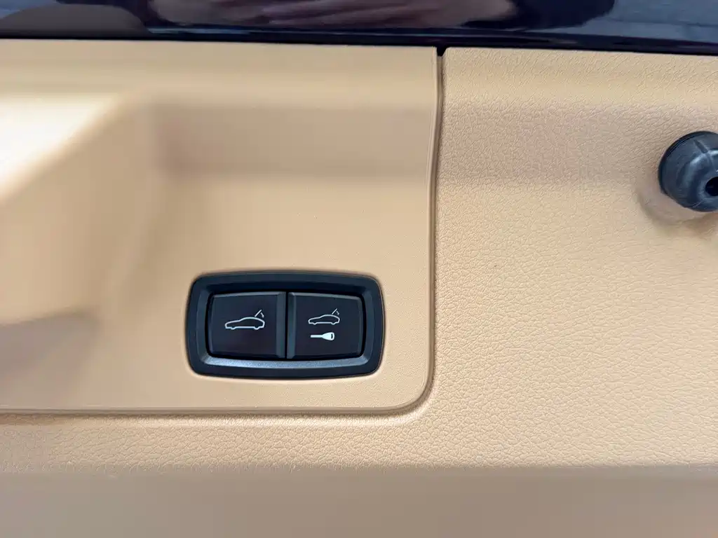 Porsche Panamera — миниатюра 21