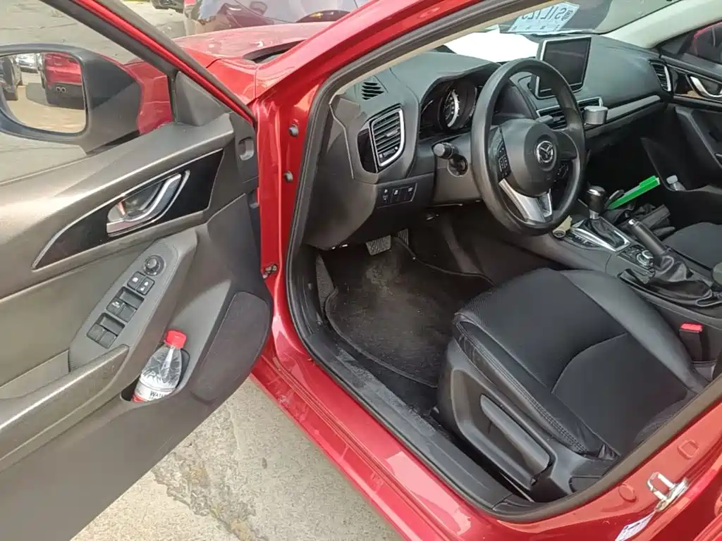 Mazda 3 Axela — миниатюра 16