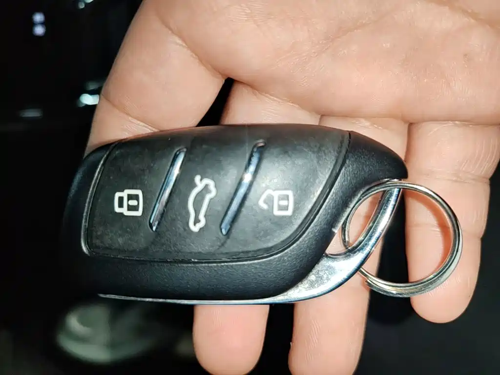 Roewe RX5 New Energy — миниатюра 9