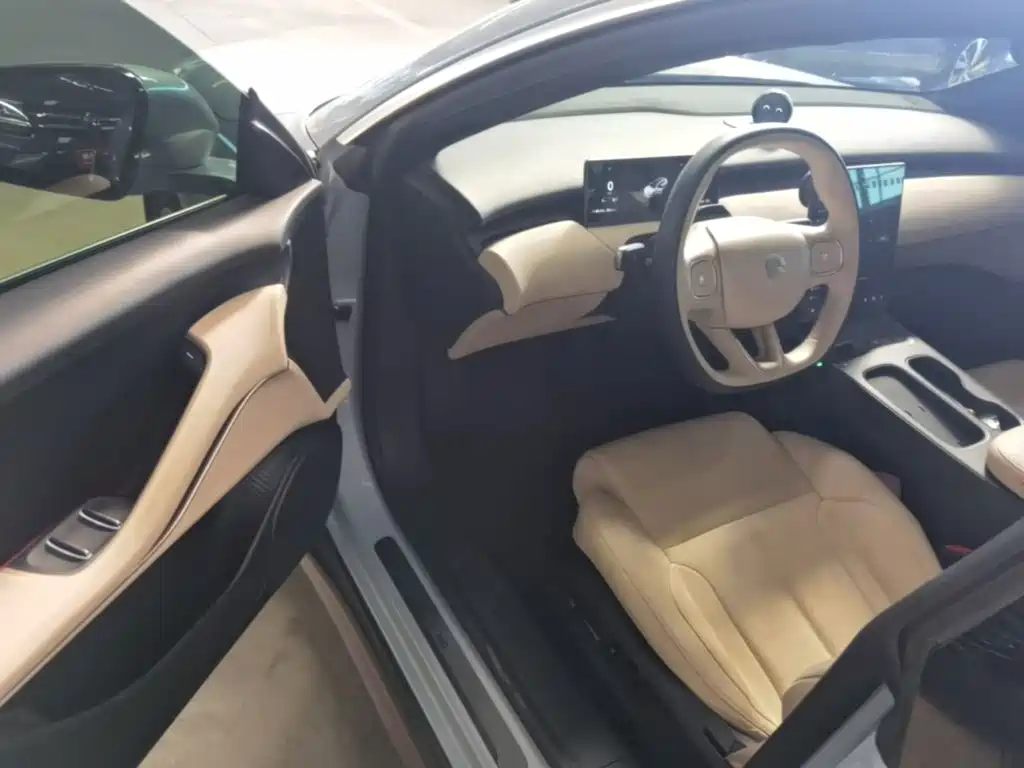 NIO ET5T — миниатюра 16