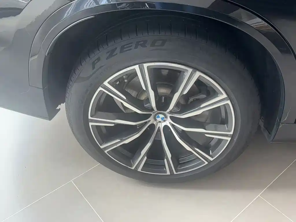 BMW X5 (Import) — миниатюра 9