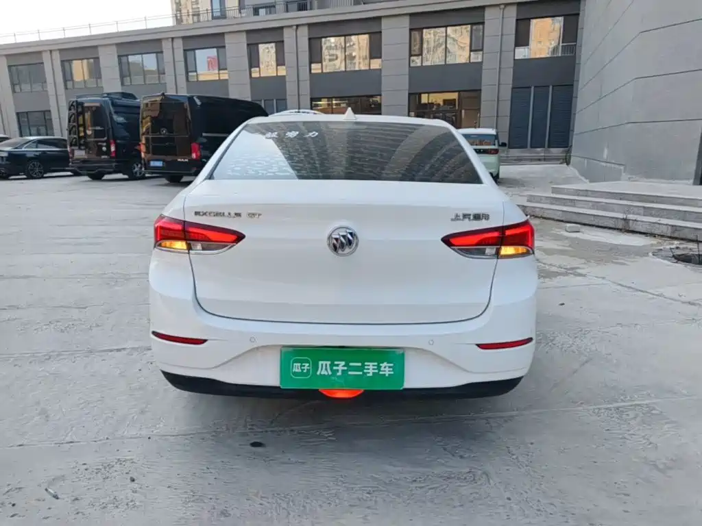 Buick Excelle — миниатюра 6