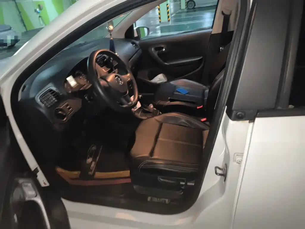 Volkswagen Polo — миниатюра 11
