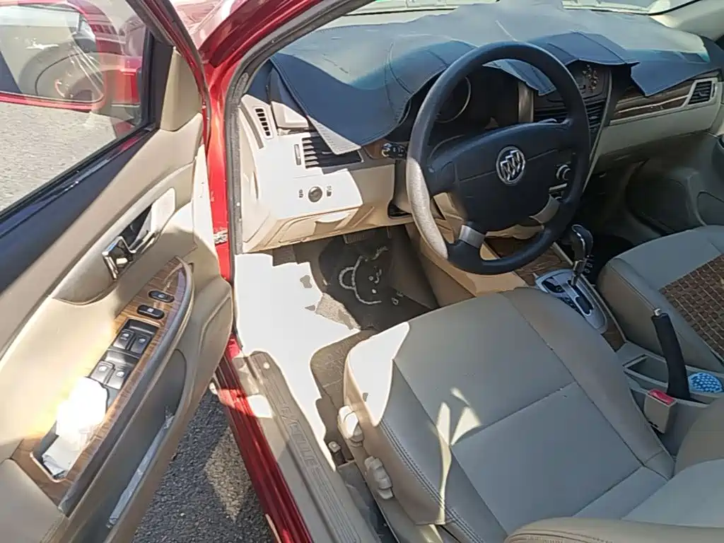 Buick Excelle — миниатюра 21