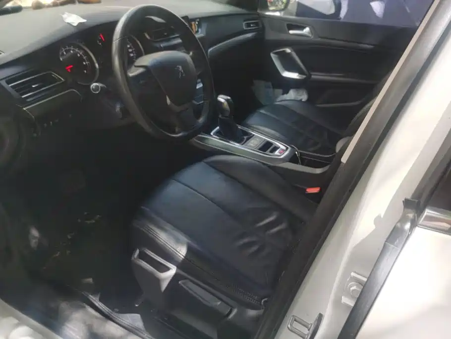 Peugeot 408 — миниатюра 9