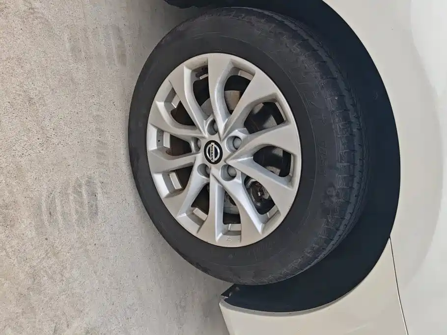 Nissan Sylphy — миниатюра 6