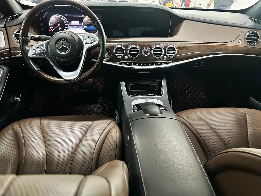 Mercedes-Benz S-Class — миниатюра 14