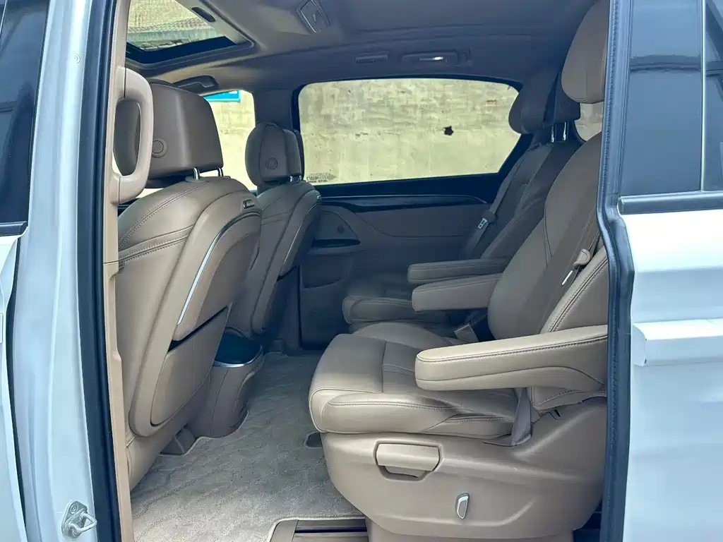 Buick GL8 2021 ES 653T Premium