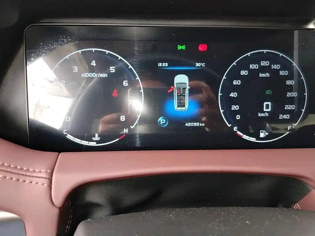 Geely Haoyue — миниатюра 12