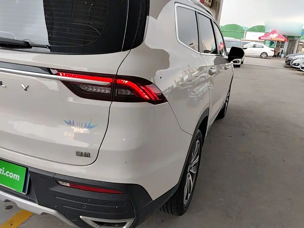 Geely Haoyue — миниатюра 8