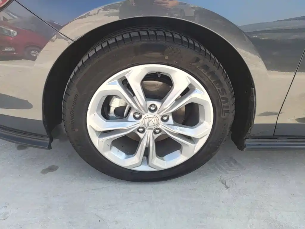 Honda Accord — миниатюра 23