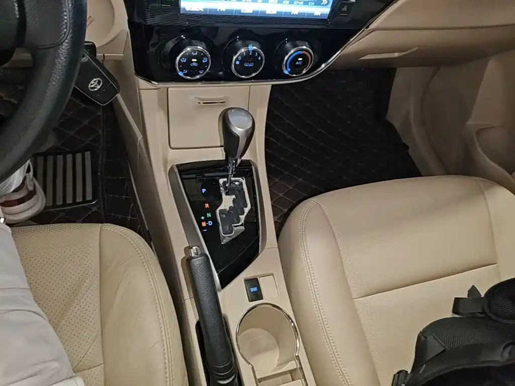 Toyota Corolla — миниатюра 14