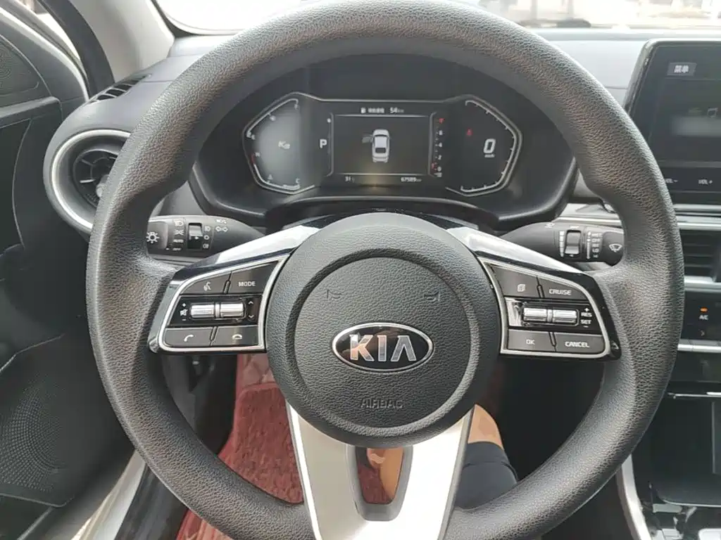 Kia K3 — миниатюра 11