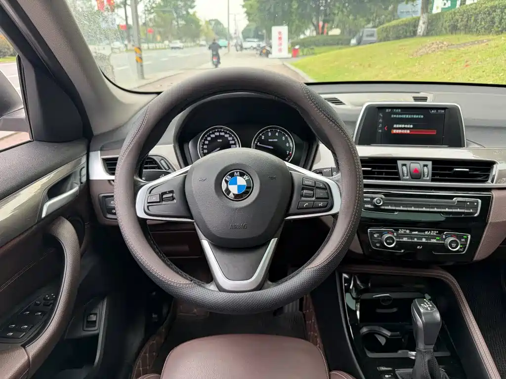 BMW X1 — миниатюра 14
