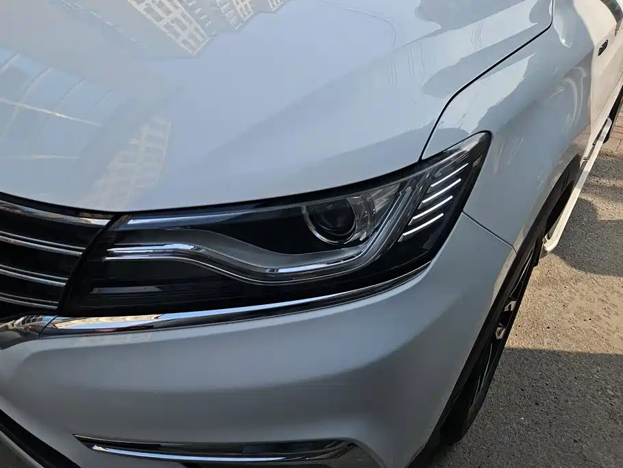 Roewe RX5 — миниатюра 5