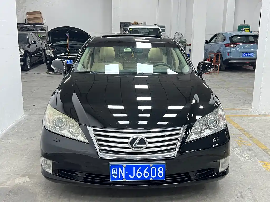 Lexus ES — миниатюра 2