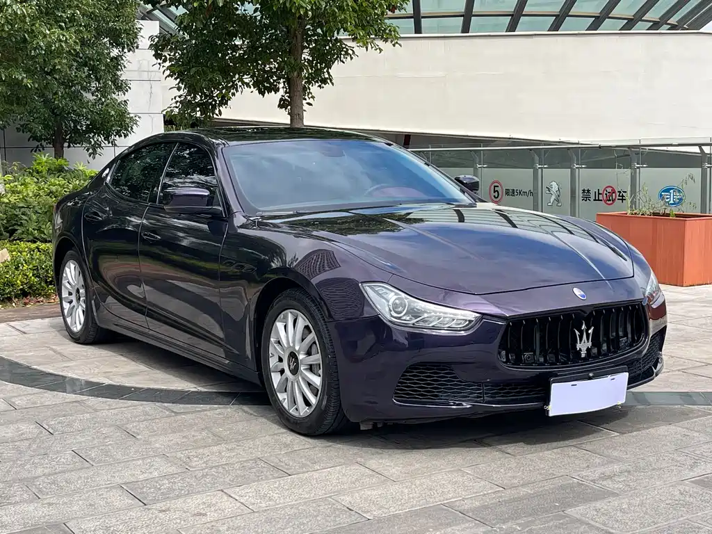 MASERATI GHIBLI