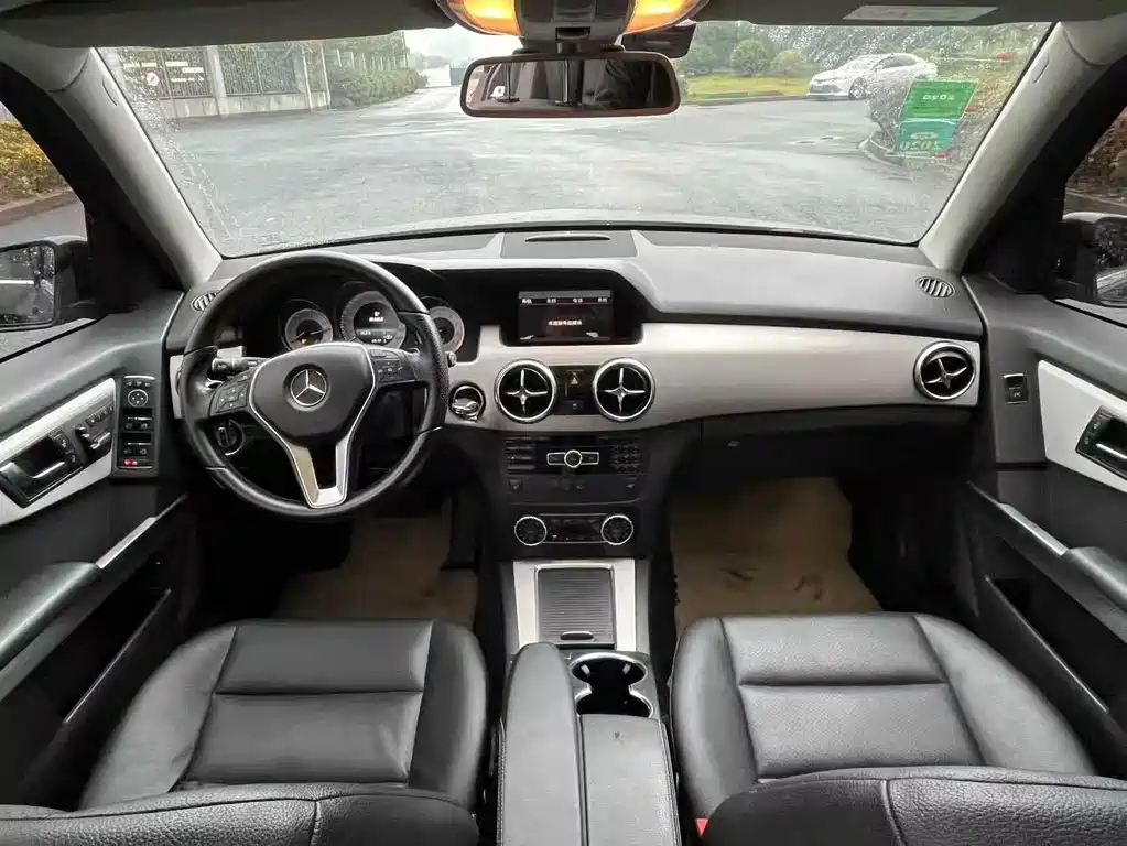 Mercedes-Benz GLK-Class — миниатюра 10