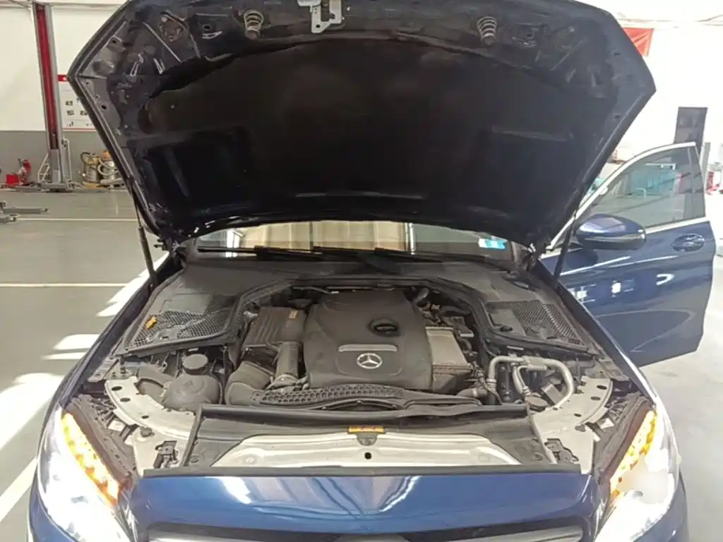 Mercedes-Benz C-Class (Import) — миниатюра 20