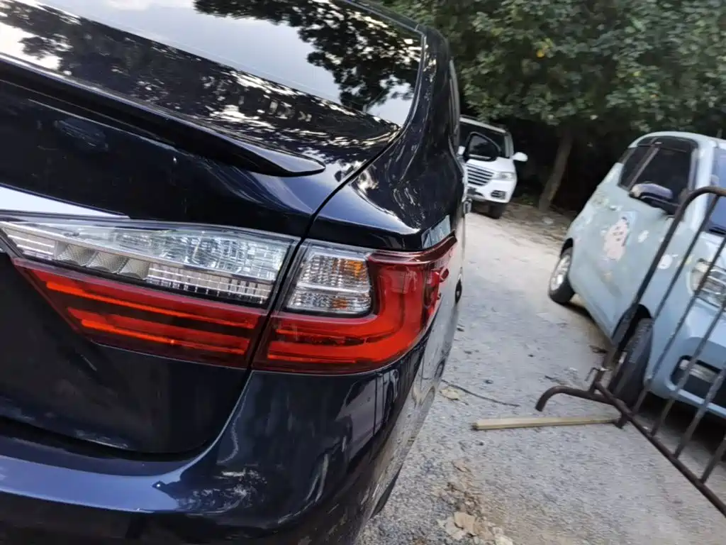 Lexus ES — миниатюра 8