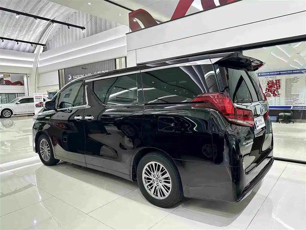 Toyota Alphard 2021 2.5L Luxury