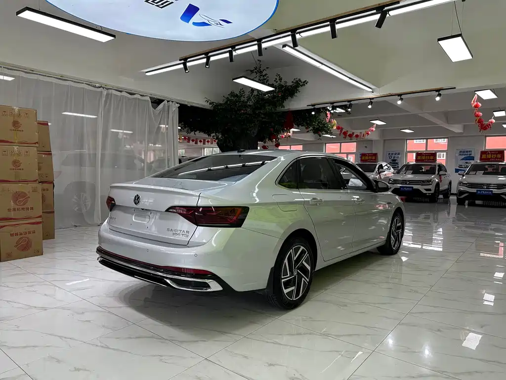 Volkswagen Sagitar — миниатюра 4