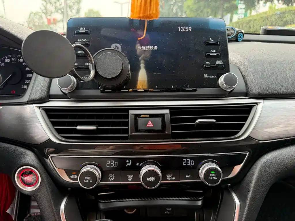 Honda Inspire — миниатюра 10