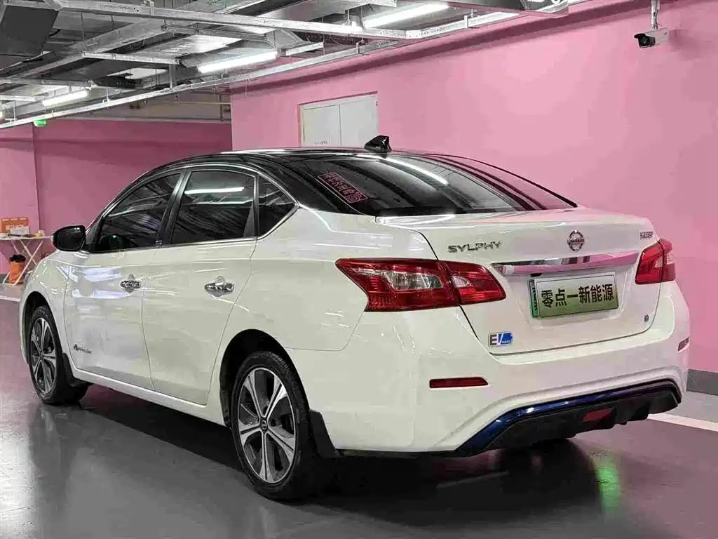 Nissan Sylphy EV — миниатюра 5