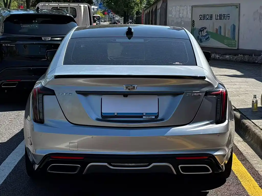 Cadillac CT5 — миниатюра 15