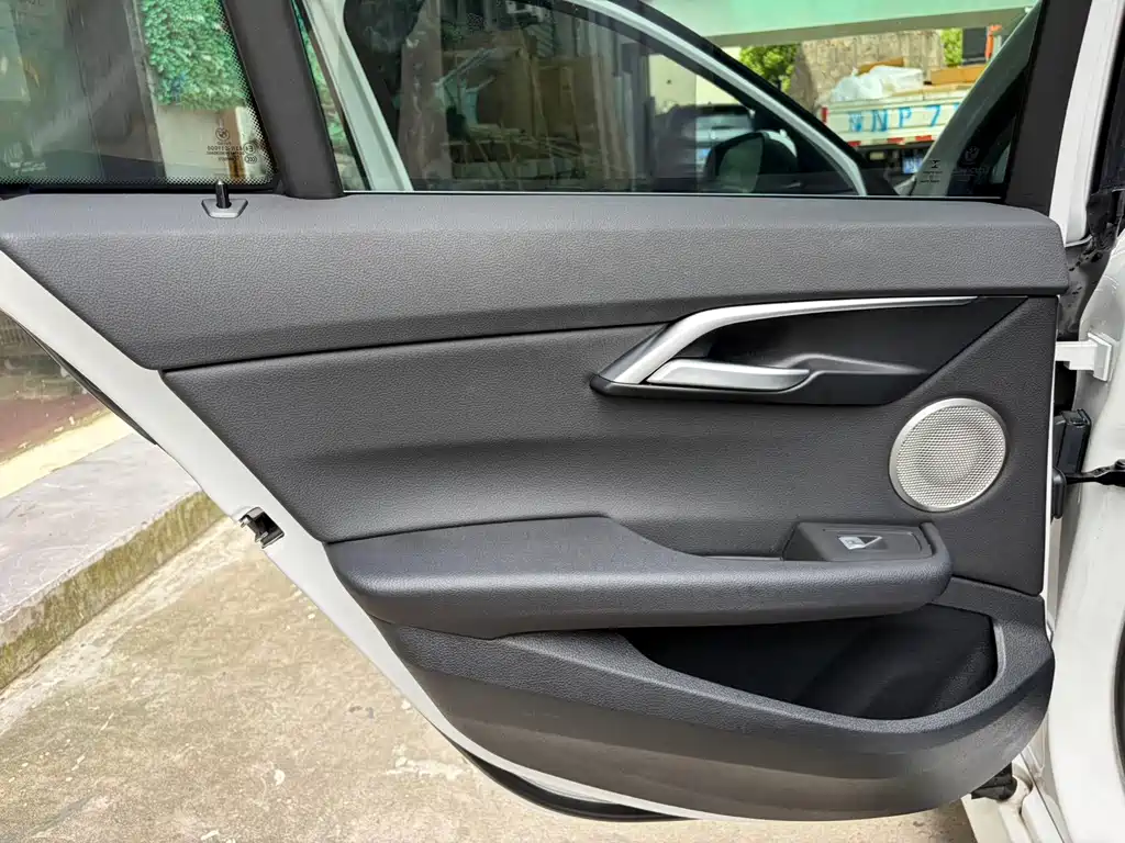 BMW 1 Series — миниатюра 16