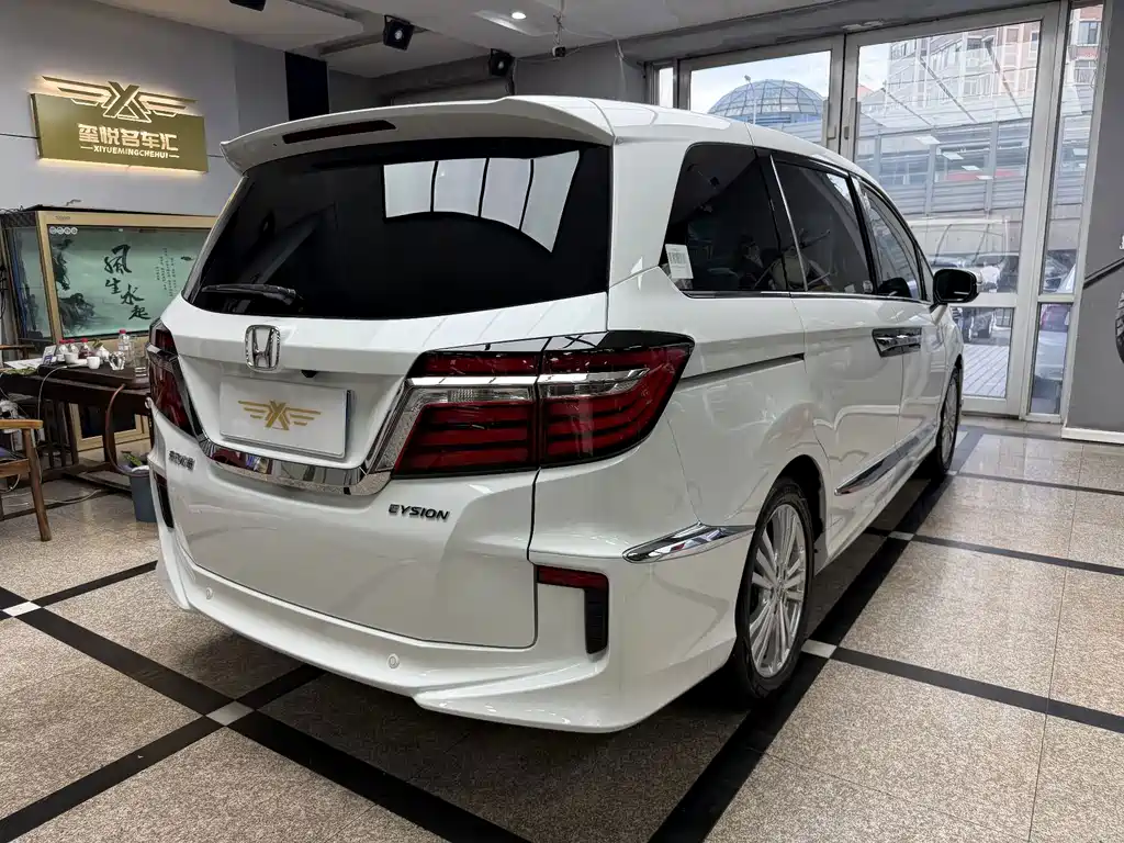 Honda Elysion — миниатюра 6