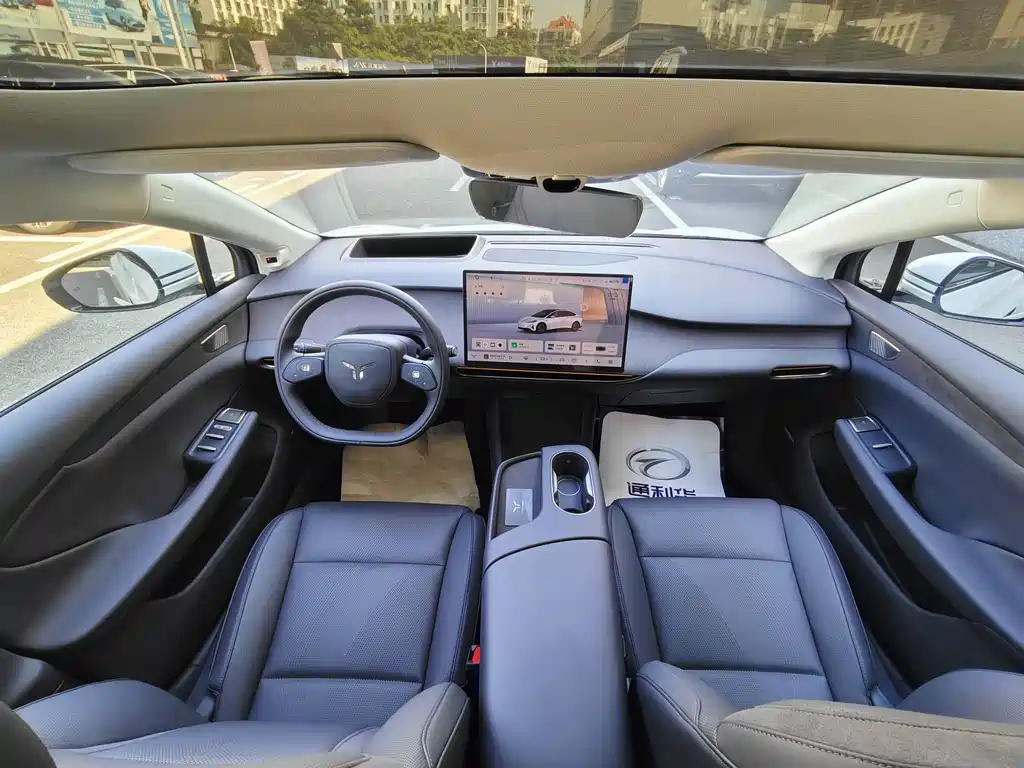Hongqi Hongqi Tiangong 05 — миниатюра 17