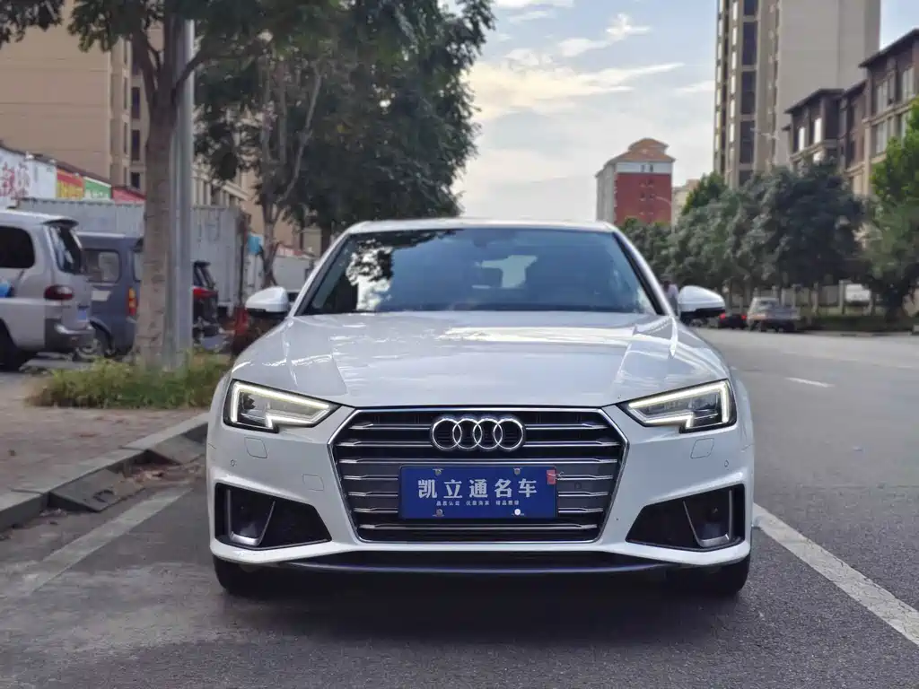 Audi A4L — миниатюра 2