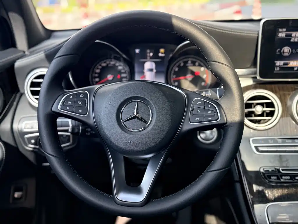 Mercedes-Benz GLC — миниатюра 15