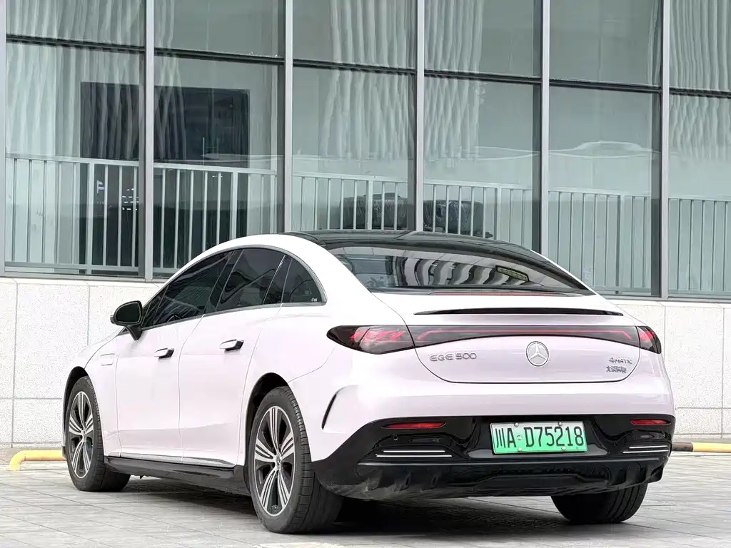Mercedes-Benz EQE — миниатюра 11