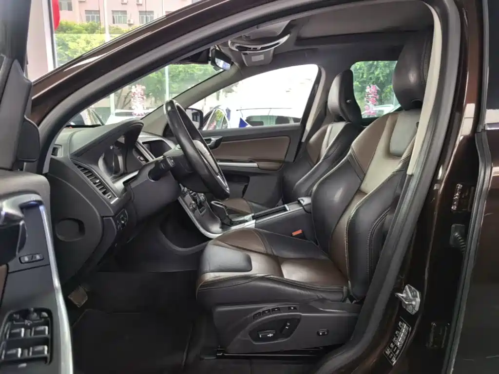 Volvo XC60 — миниатюра 15