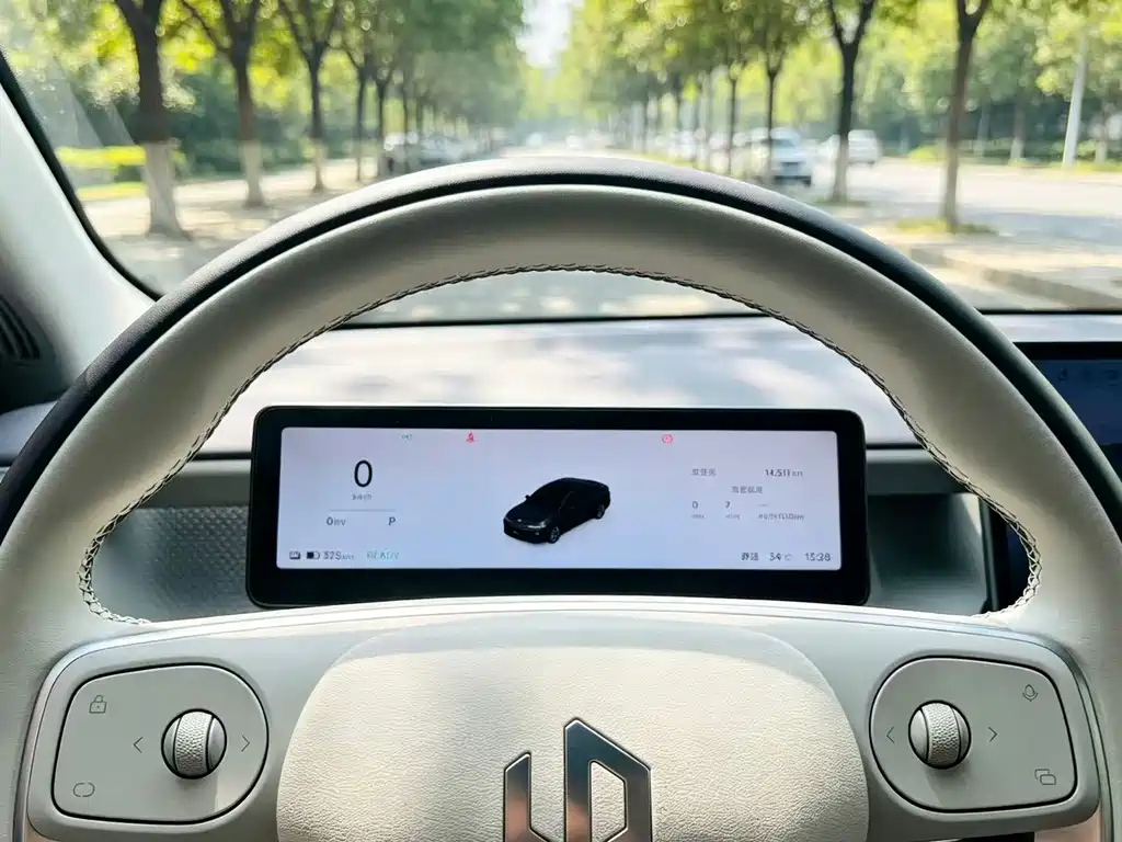 Leapmotor Ноль один. — миниатюра 10