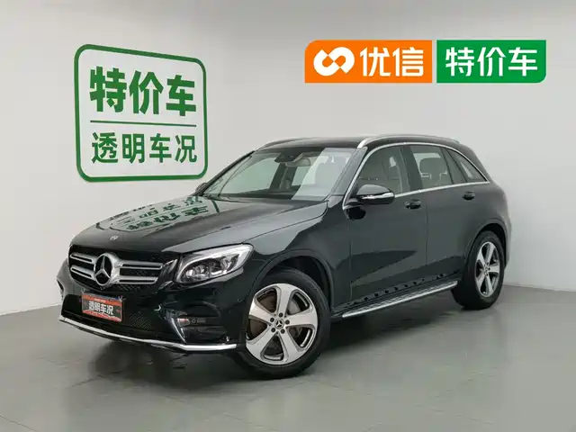 Mercedes-Benz GLC 2017 GLC 300 4 MATIC — фото 1