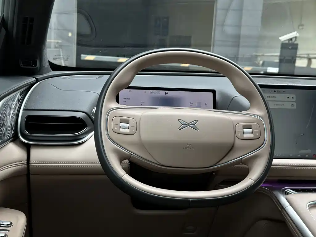 XPeng G9 — миниатюра 13