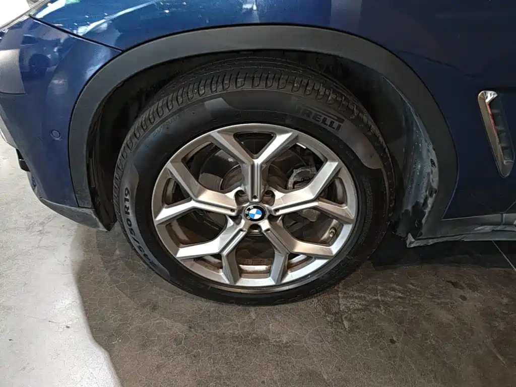 BMW X3 — миниатюра 23