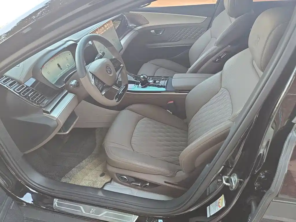 BYD Han — миниатюра 6