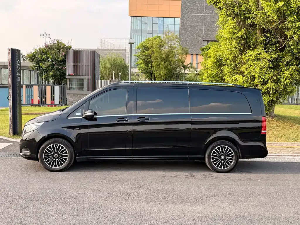 Mercedes-Benz V-Class V 2018 V 260 L Luxury Long Wheelbase VI